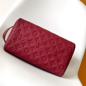 「#0307」Louis Vuitton  Louis Vuitton Dopp Kit  M12643 28.0 x 15.0 x 16.5