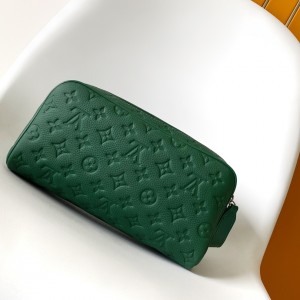 「#0308」Louis Vuitton  Louis Vuitton Dopp Kit  M12643 28.0 x 15.0 x 16.5
