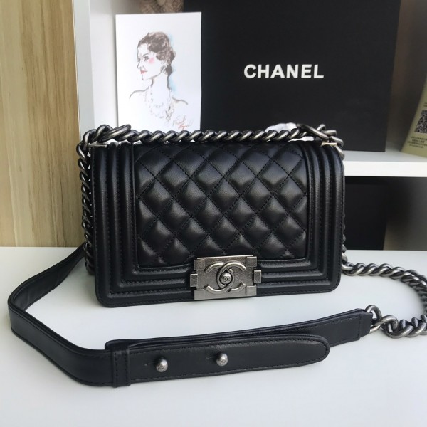 「#10184」Chanel Black Prismatic Silver Buckle Hot Mom Bag 67085 20cm 「#10184」Chanel Black Prismatic Silver Buckle Hot Mom Bag 67085 20cm