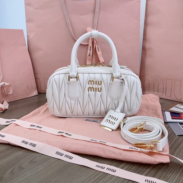 「#9047」 miumiu 5BB142  Length 22cm Width 7.5cm Height 10.5cm