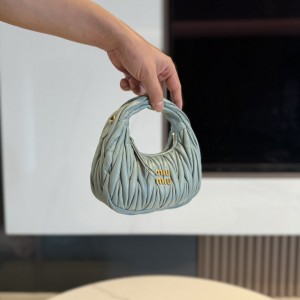 「#9054」 miumiu 5BP078 17.5×14×6cm