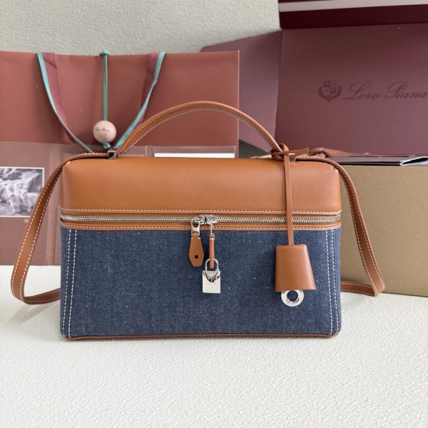 「#7156」Loro pian Extra bag L27 silver buckle - FAN4043 - 16cm*27 cm*10cm - blue denim 「#7156」Loro pian Extra bag L27 silver buckle - FAN4043 - 16cm*27 cm*10cm - blue denim