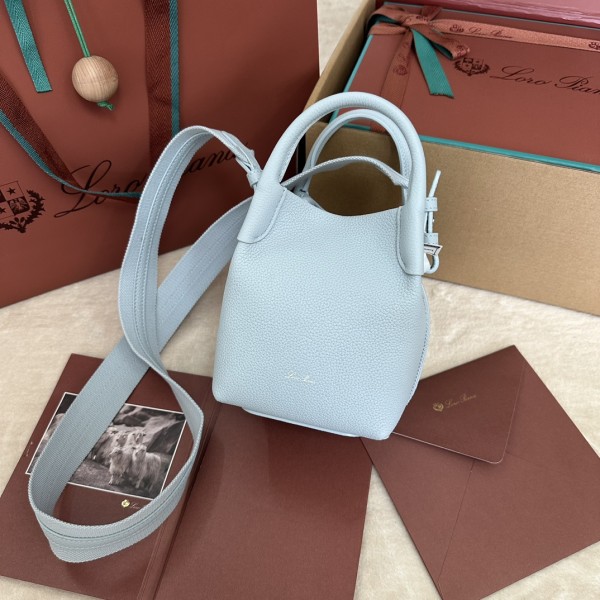 「#7193」Loro pian Bale - 16cm*14cm*23cm - Light blue beauty color 「#7193」Loro pian Bale - 16cm*14cm*23cm - Light blue beauty color