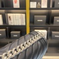「#10243」Chanel ribbed glossy silver buckle and shiny silver chain hot mom bag 67086 25cm 「#10243」Chanel ribbed glossy silver buckle and shiny silver chain hot mom bag 67086 25cm