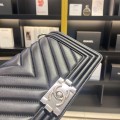 「#10243」Chanel ribbed glossy silver buckle and shiny silver chain hot mom bag 67086 25cm 「#10243」Chanel ribbed glossy silver buckle and shiny silver chain hot mom bag 67086 25cm