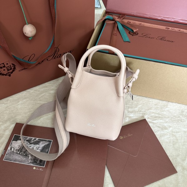 「#7200」Loro pian Bale - 16cm*14cm*23cm - Marble powder 「#7200」Loro pian Bale - 16cm*14cm*23cm - Marble powder