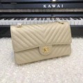 「#10246」Chanel 2018 Big V Beige Gold Chain 25cm AS8023