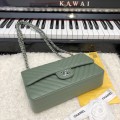 「#10251」Chanel 2018 Big V Light Green Silver Chain Silver Buckle 25cm AS8023