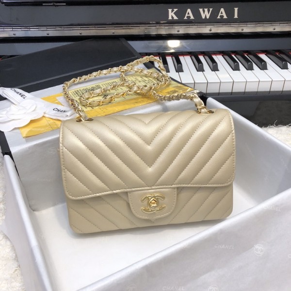 「#10256」Chanel 2018 Big V Beige Gold Chain Gold Buckle 20cm AS5500