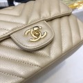 「#10256」Chanel 2018 Big V Beige Gold Chain Gold Buckle 20cm AS5500