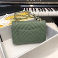 「#10258」Chanel 2018 Big V Bamboo Green Gold Chain Gold Buckle 20cm AS8500 「#10258」Chanel 2018 Big V Bamboo Green Gold Chain Gold Buckle 20cm AS8500