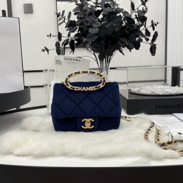 「#10290」Chanel 22/23 Early Spring Resort Collection Flannel AS3450 20cm 「#10290」Chanel 22/23 Early Spring Resort Collection Flannel AS3450 20cm