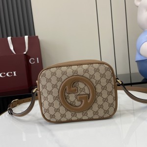「#3788」GUCCI Blondie 820429 21x 15.5x 8