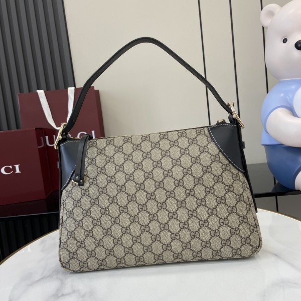 「#3806」GUCCI GG 815216 31.5✖️21✖️8