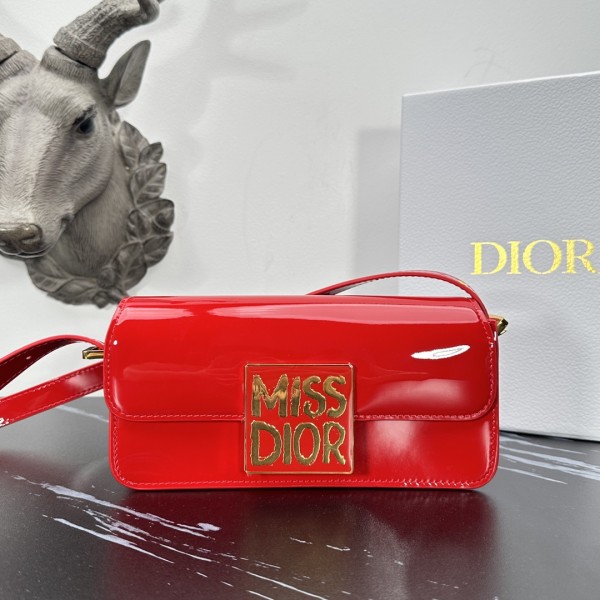 「#2089」 dior 1171Bright red 22*11*6cm 「#2089」 dior 1171Bright red 22*11*6cm