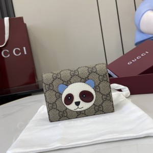 「#3825」GUCCI GG 818767 11x 8.5