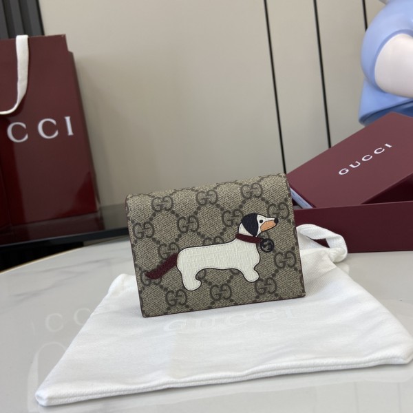 「#3827」GUCCI GG 818767 11x 8.5