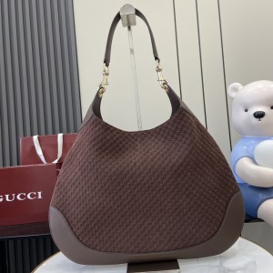 「#3853」GUCCI Body 815924 49x 46x 4