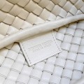 「#11012」BOTTEGA VENETA padded intreccio 805739  23*11*8