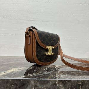 「#3886」CELINE  TEEN BESACE TRIOMPHE 110413 18.5 X 16 X 6