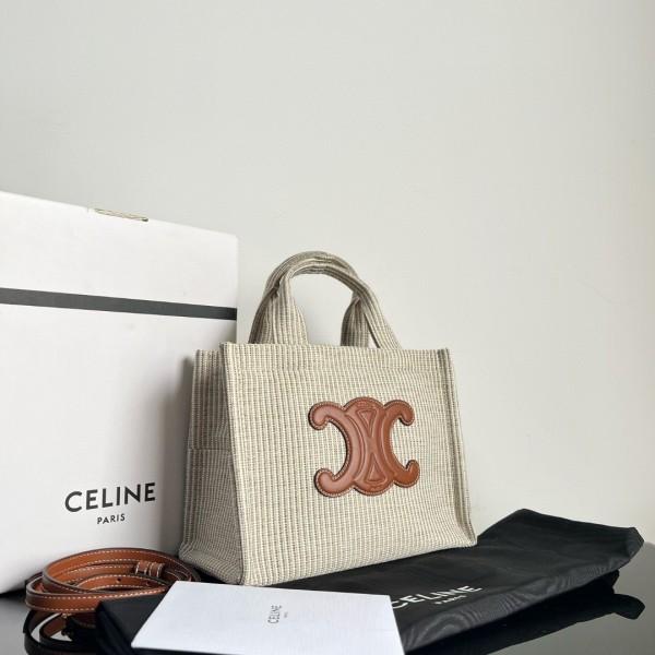 「#3932」CELINE CABAS THAIS  25.5 x 18.5 x 12