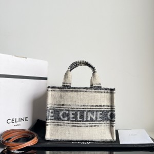 「#3936」CELINE CABAS THAIS  25.5 x 18.5 x 12