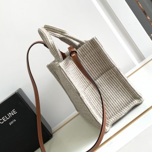 「#3947」CELINE CABAS THAIS  199162 26x19x13