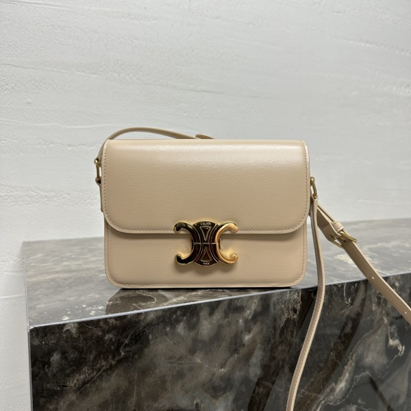 「#3952」CELINE TEEN TRIOMPHE  188423 18.5 X 14 X 6