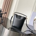 「#3966」CELINE  MINI LOUISE 13.5✖️16✖️10