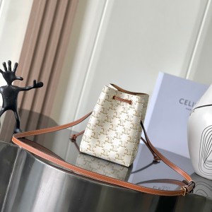 「#3967」CELINE   Triomphe Canvas 13 X 18 X 11