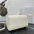 「#2099」 dior 1365 White 20.5 x 13.5 x 12cm 「#2099」 dior 1365 White 20.5 x 13.5 x 12cm