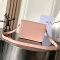 「#3974」CELINE  Triomphe 188423 22 X 16.5 X 7
