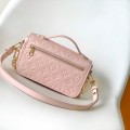 「#0016」Louis Vuitton  Pochette Métis East West M12735  21.5 x 13.5 x 6.0