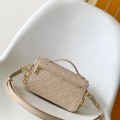 「#0016」Louis Vuitton  Pochette Métis East West M12735  21.5 x 13.5 x 6.0