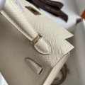 「#4195」 Hermès Epsom leather milkshake white second generation Mini Kelly gold buckle 19cm