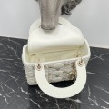 「#2119」 dior M0505 White   17 x 15 x 7cm