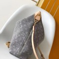 「#0025」Louis Vuitton Coussin Hobo MM M13390 38 x 33 x 10