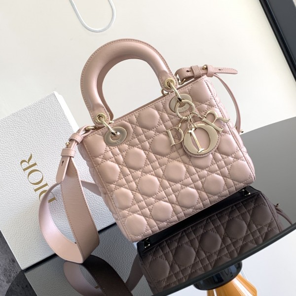 「#2003」dior   :M0538  Rouge powder 20 x 17 x 8（cm）