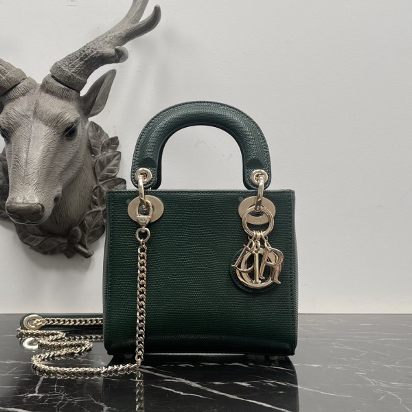「#2131」 dior M0505 green  17×15×7cm