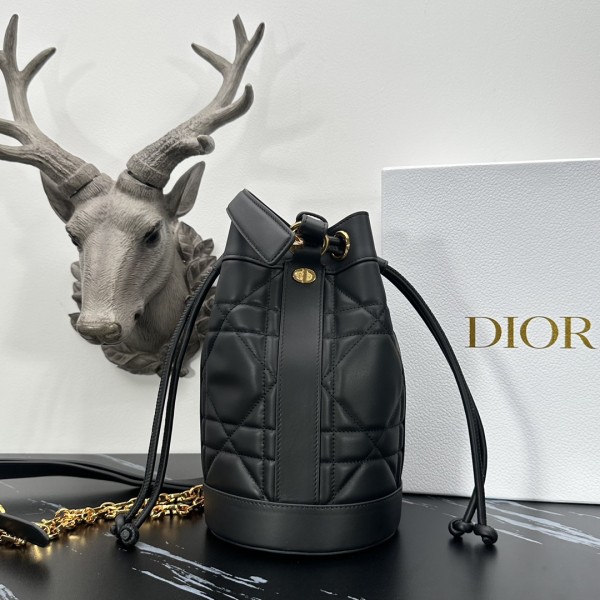 「#2133」 dior 1168 Matte Black 15 x 25cm