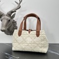 「#2134」 dior 1163 White 23×15×15cm 「#2134」 dior 1163 White 23×15×15cm
