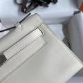 「#4218」 Hermès 1st Generation Swift Leather Milkshake Silver Buckle Kelly Bag 22cm