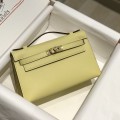 「#4219」 Hermès Swift Leather Kelly Bag with Gold Buckle 22cm