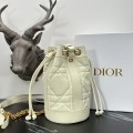 「#2136」 dior 1168 White 15 x 25cm 「#2136」 dior 1168 White 15 x 25cm