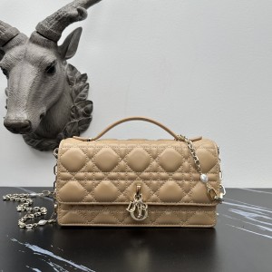 「#2141」 dior 1128 milk tea 