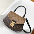 「#0044」Louis Vuitton TILSITT M46548  23.5*16.5*8cm