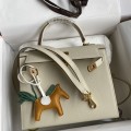 「#4234」 Hermès Epsom leather, milkshake white, gold buckle wax thread, Kelly bag 25cm 「#4234」 Hermès Epsom leather, milkshake white, gold buckle wax thread, Kelly bag 25cm