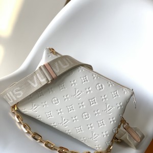 「#0049」Louis Vuitton  Coussin   26 x 20 x 12 