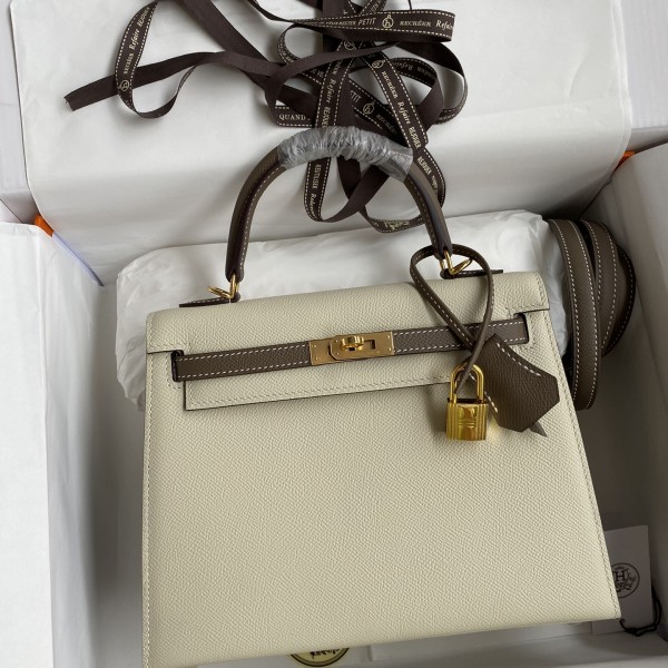「#4248」 Hermès Epsom Milkshake White and Elephant Grey Gold Buckle Kelly Bag 25cm