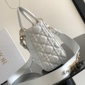 「#2007」dior M0538  White  20 x 17 x 8 （cm）